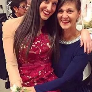 Meet your Posher, Angela